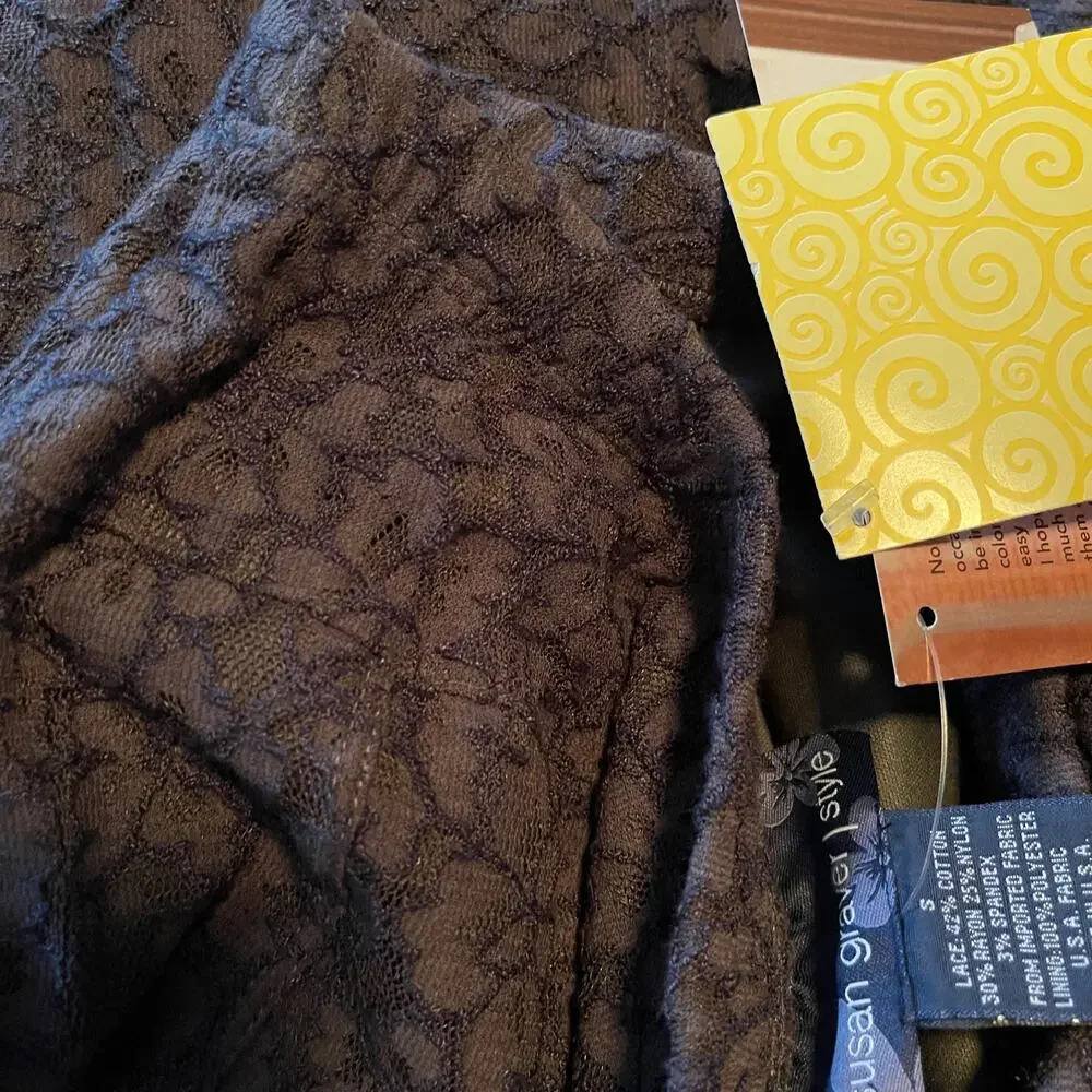Susan Graves Style Lace gray Long Skirt Size Small Women's Clothing